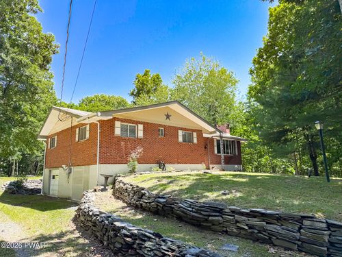346 Tom Quick Rd, Dingmans Ferry, PA, 18328-7722 | Card Image