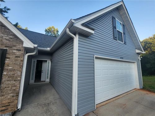 435 Butler Bridge Cir, Covington, GA, 30016-9009 | Card Image