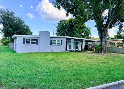 1604 Crystal Ct E, LAKELAND, FL, 33801-6686 | Card Image
