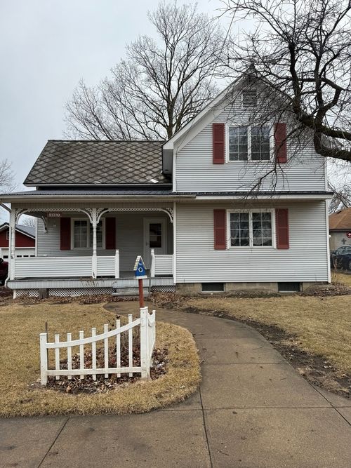307 N Shawandasee St, Tonica, IL, 61370-1012 | Card Image