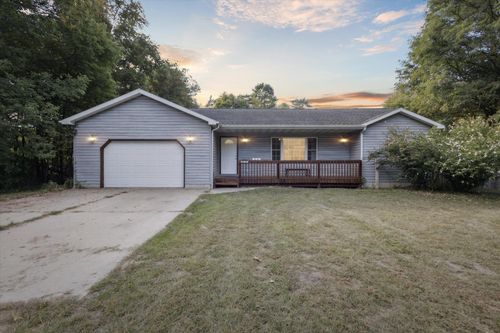 1315 N Fitzgerald Ave, Hesperia, MI, 49421-9165 | Card Image