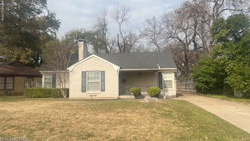 3200 S Hills Ave, Fort Worth, TX, 76109-2933 | Card Image