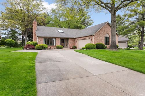 51151 Huntington Ln, Granger, IN, 46530-8814 | Card Image
