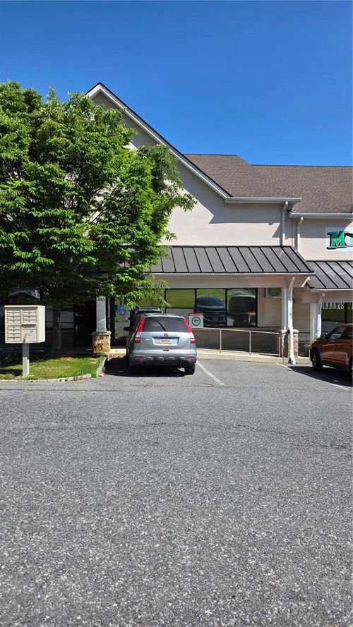 438-440-430 Cedarville Rd, Easton, PA, 18042-6907 | Card Image