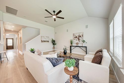 1704 Stonehaven Ln, Round Rock, TX, 78665-5007 | Card Image
