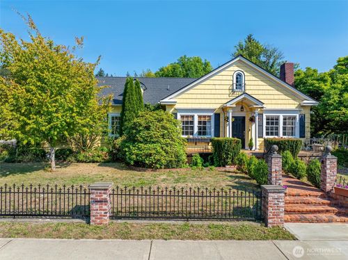 522 N 3rd Street, Shelton, WA, 98584 | Card Image