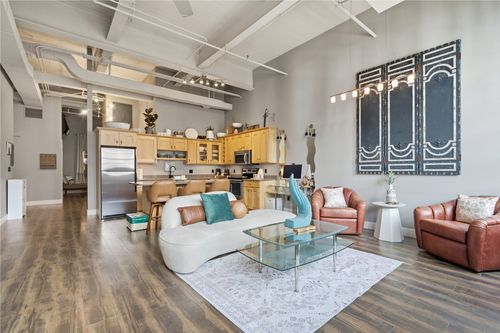 312-905 3rd St Se, Cedar Rapids, IA, 52401-2344 | Card Image