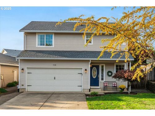 719 N Alexandra Dr, Newberg, OR, 97132-9048 | Card Image