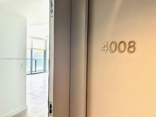 apt-4008-55 Sw 9th St, Miami, FL, 33130-4515 | Card Image