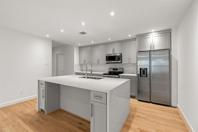 2409 Dryden Rd, House other with 4 bedrooms, 6 bathrooms and 2 parking in Houston TX | Image 38