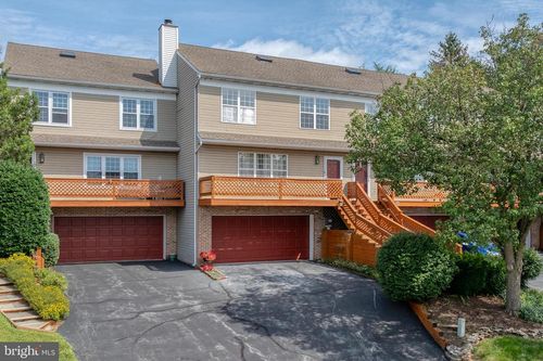 110 Pinnacle Point Dr, LANCASTER, PA, 17601-1771 | Card Image