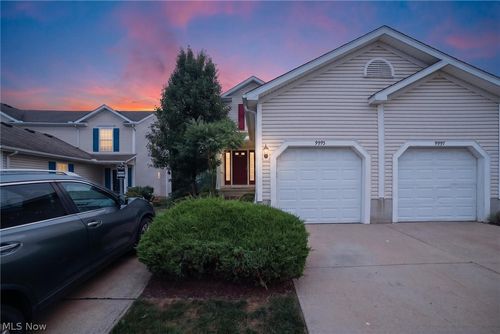 9995 Beverly Ln, Streetsboro, OH, 44241-4987 | Card Image