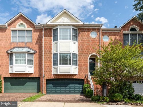 8165 Madrillon Ct, VIENNA, VA, 22182-3751 | Card Image