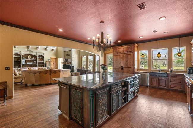 9474 Fm 524 Rd, Home with 5 bedrooms, 5 bathrooms and 3 parking in Sweeny TX | Image 19