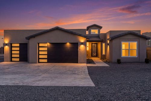 513 6th St Ne, Rio Rancho, NM, 87124-0881 | Card Image