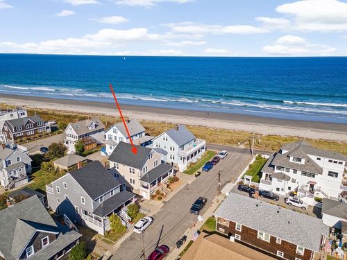 79 F St, Hull, MA, 02045-1828 | Card Image