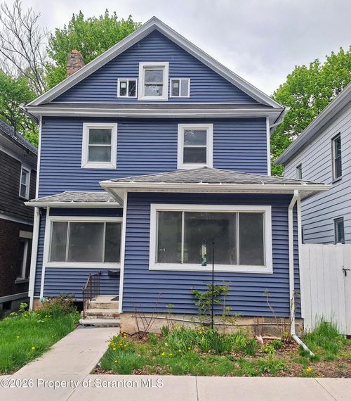 29 Park St, Carbondale, PA, 18407-2001 | Card Image