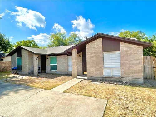 1424 Hawk Tree Dr, College Station, TX, 77845-5235 | Card Image