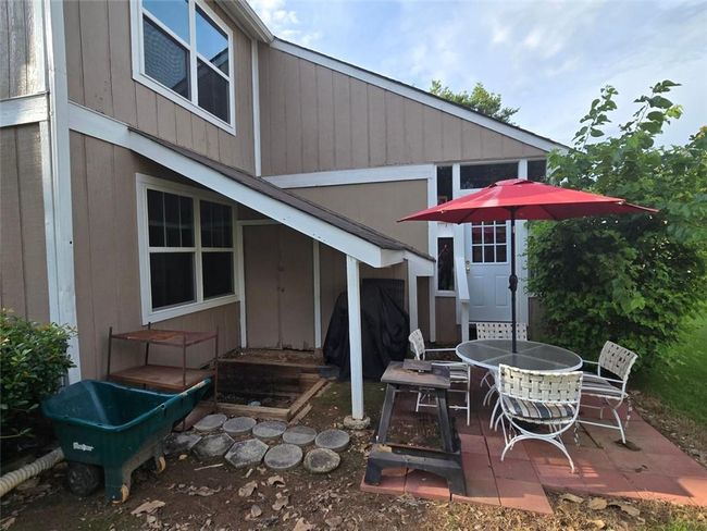 1297 Tree Creek Ct, Condo with 2 bedrooms, 3 bathrooms and 2 parking in Clarkston GA | Image 5