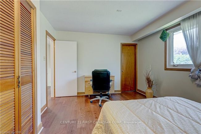 28 Redford Rd, House other with 4 bedrooms, 2 bathrooms and 6 parking in London ON | Image 12