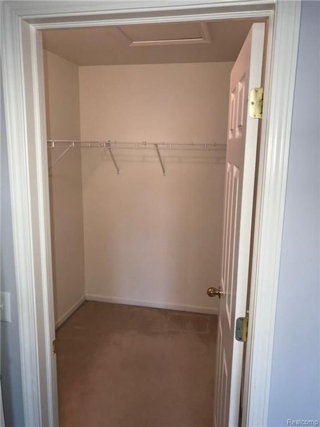 27208 Chesapeake Cir, Condo with 2 bedrooms, 2 bathrooms and null parking in Commerce Twp MI | Image 17