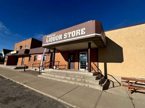 {{alt}} | Card Image