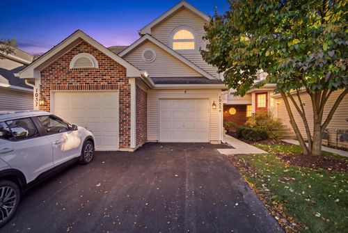 1055 Woodhill Court, Elgin, IL, 60120 | Card Image