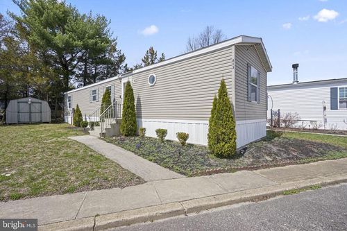 813 North St, Jackson, NJ, 08527-2806 | Card Image
