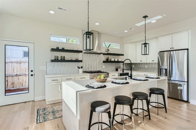 2040 W 45 Th Ave, House other with 3 bedrooms, 4 bathrooms and 2 parking in Denver CO | Image 8