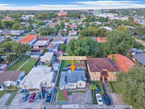 2811 Sw 3rd St, Miami, FL, 33135-1303 | Card Image