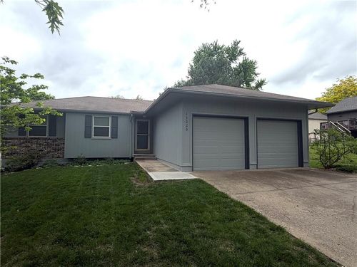 13020 S Raintree Dr, Olathe, KS, 66062-1310 | Card Image