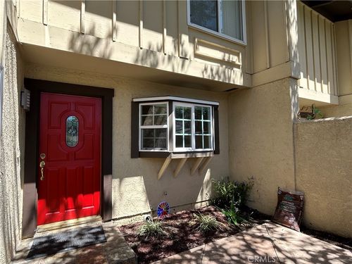 49-2604 N Tustin Ave, Santa Ana, CA, 92705-1032 | Card Image