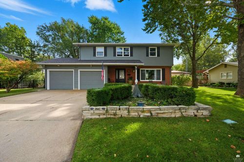 2847 Oregon Ln, Manhattan, KS, 66502-2394 | Card Image