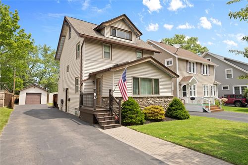 80 Wyndham Rd, Rochester, NY, 14612-5740 | Card Image