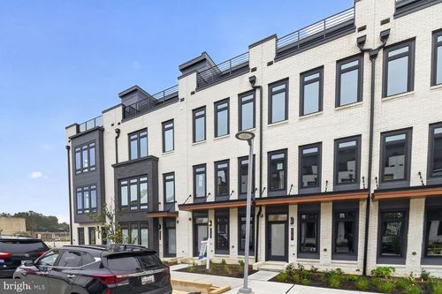 atwood-893-61 Lower Service Court Nw, WASHINGTON, DC, 20001 | Card Image