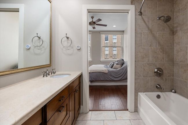 APT-806 - 411 W 7 Th St, Condo with 2 bedrooms, 2 bathrooms and null parking in Fort Worth TX | Image 23