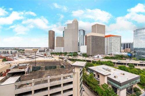 13428-2000 Bagby St, Houston, TX, 77002-8678 | Card Image