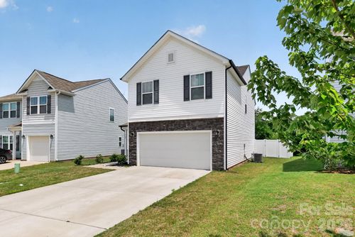 1101 Freeman View Dr, Albemarle, NC, 28001-8820 | Card Image