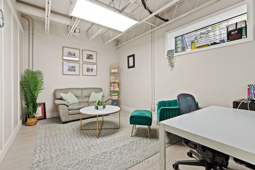 b3w-1440 Pelham St, Pelham, ON, L0S1E7 | Card Image