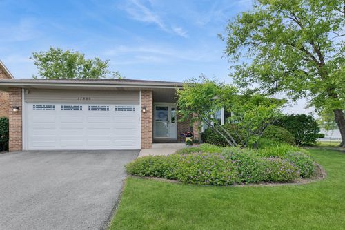 17900 Poplar Ln, Country Club Hills, IL, 60478-2931 | Card Image