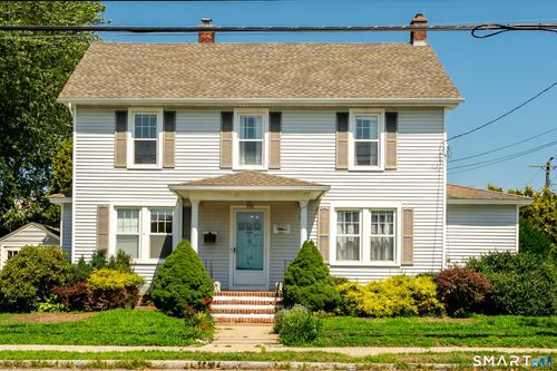 558 Ocean Ave, New London, CT, 06320-4531 | Card Image