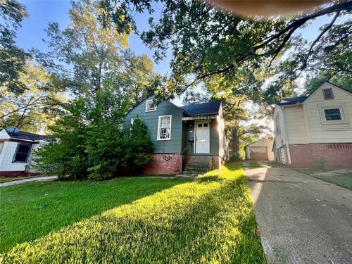 1827 Dolphine St, Shreveport, LA, 71109-2119 | Card Image