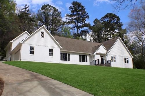 231 Breeze Hill Ln, Canton, GA, 30114-8003 | Card Image