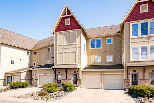 apt-10-2024 Water St, Duluth, MN, 55812-2121 | Card Image