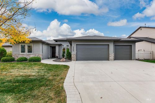 2205 W Verona Dr, Meridian, ID, 83646-3207 | Card Image