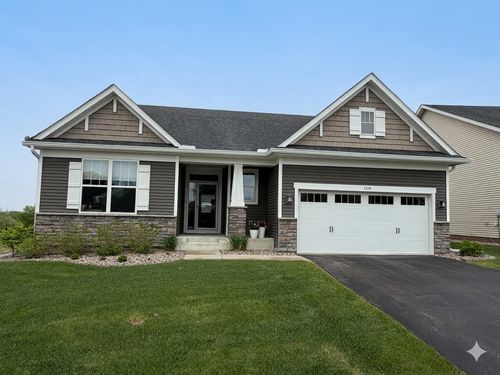 1216 Oak Tree Ct, Carver, MN, 55315-4416 | Card Image