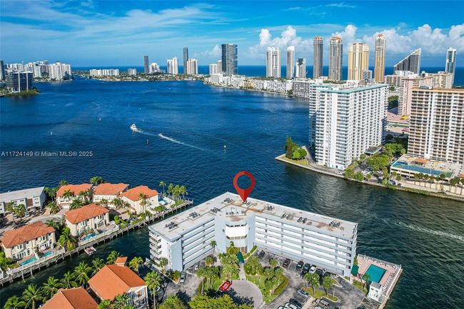 APT-200 - 4000 Ne 170 Th St, Condo with 2 bedrooms, 2 bathrooms and null parking in North Miami Beach FL | Image 22