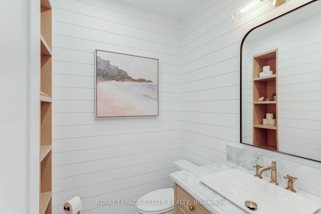 7 Delaware Ave, House attached with 5 bedrooms, 5 bathrooms and 1 parking in Toronto ON | Image 23