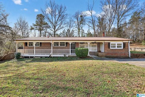 913 27th Ave Ne, Center Point, AL, 35215-2837 | Card Image