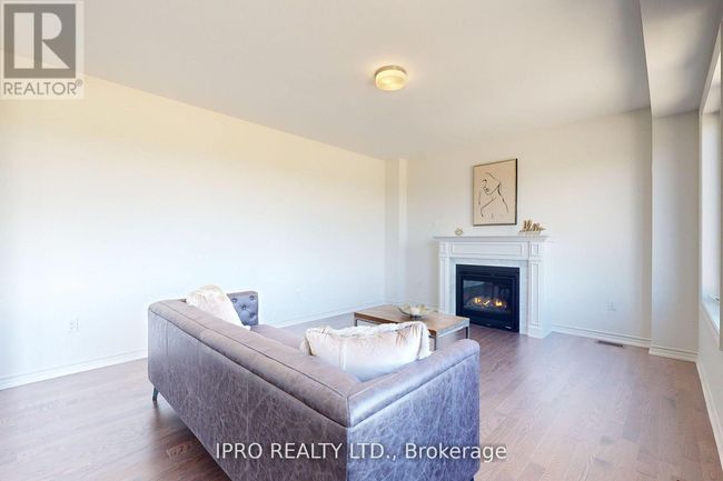 51 Sparrow Way, House other with 4 bedrooms, 4 bathrooms and 4 parking in Adjala-Tosorontio (Colgan) ON | Image 29